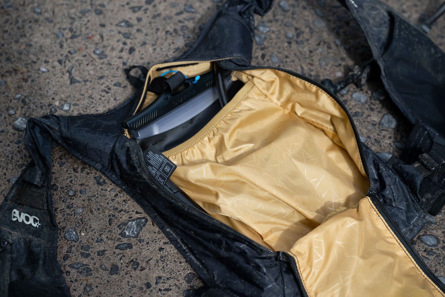 EVOC Reviews | Hydro Pro 3 + 1.5L Hydration Vest – EvocSports.ca