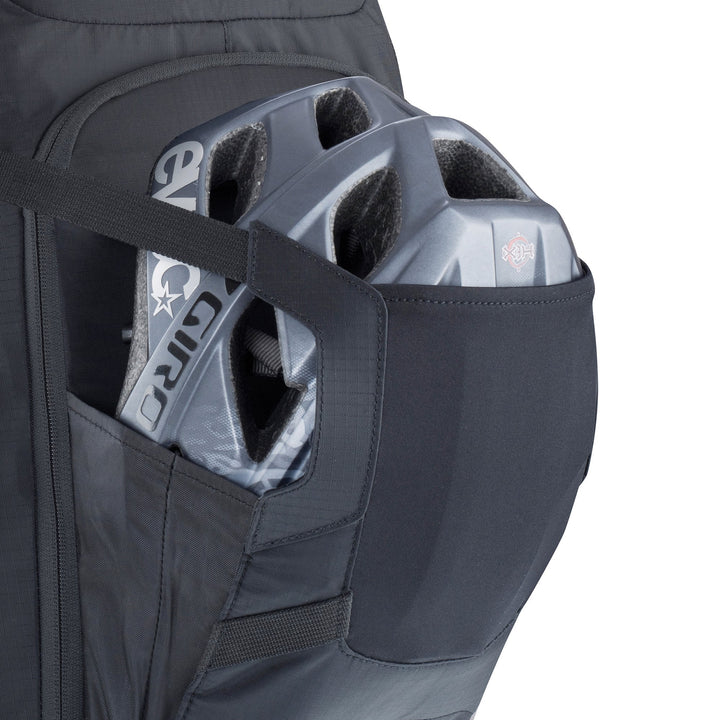 FR Enduro Blackline | Protector Backpacks – EvocSports.ca